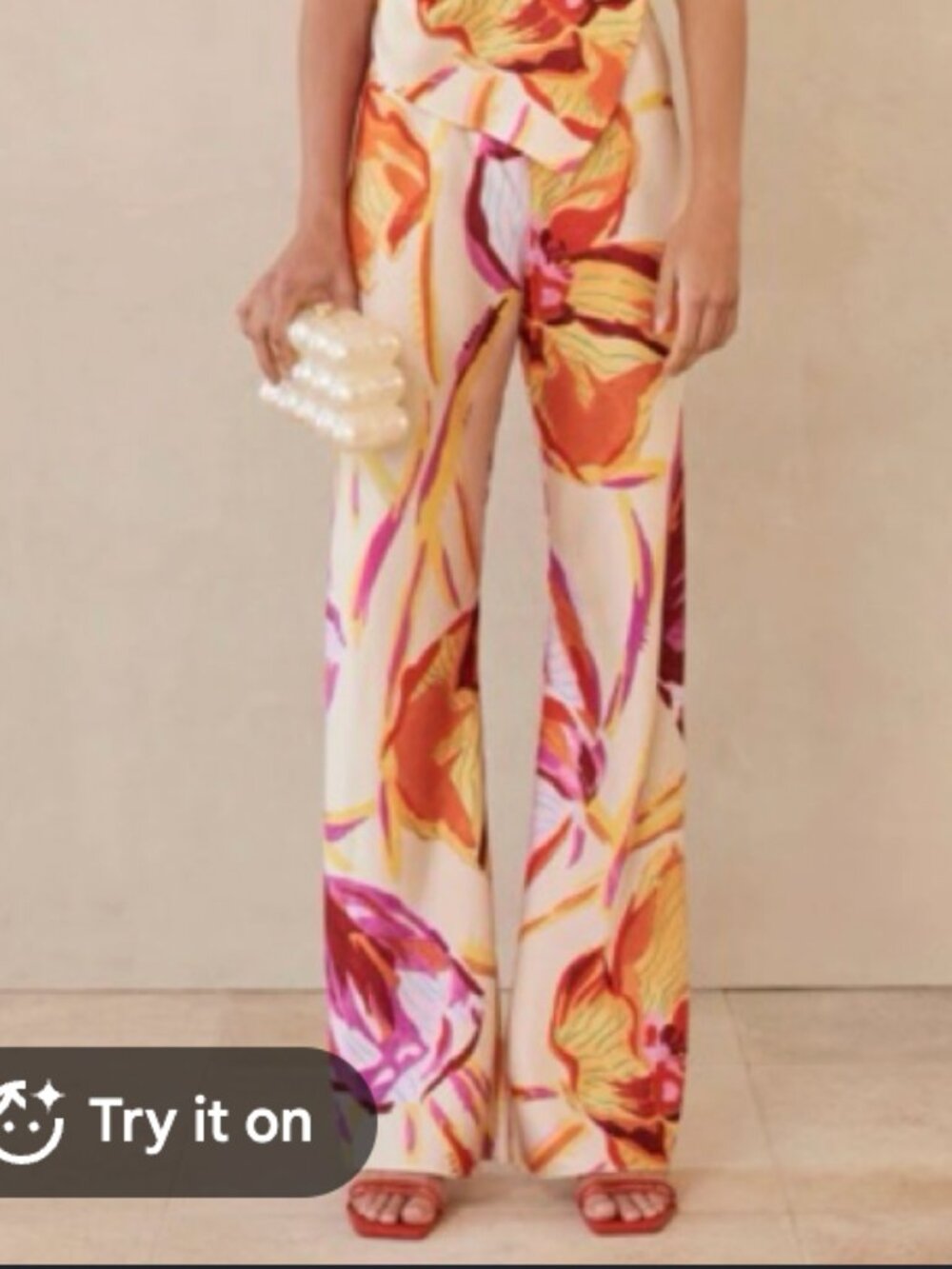 NWOT Gult Gaia Stacie Pant - Watercolor Floral - Size L